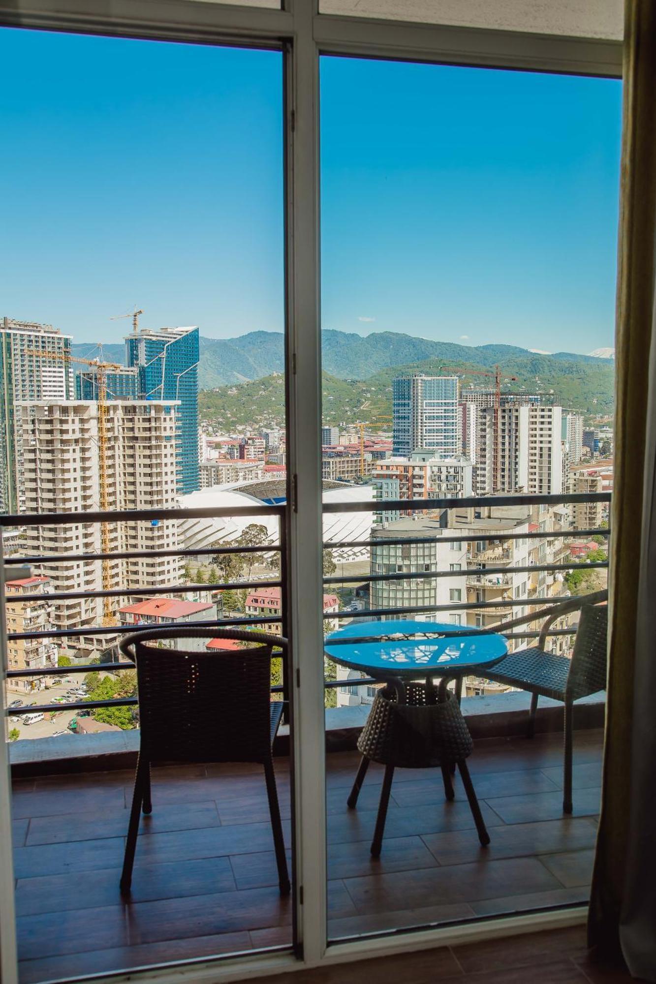 Happy Apartments Batumi Exterior foto